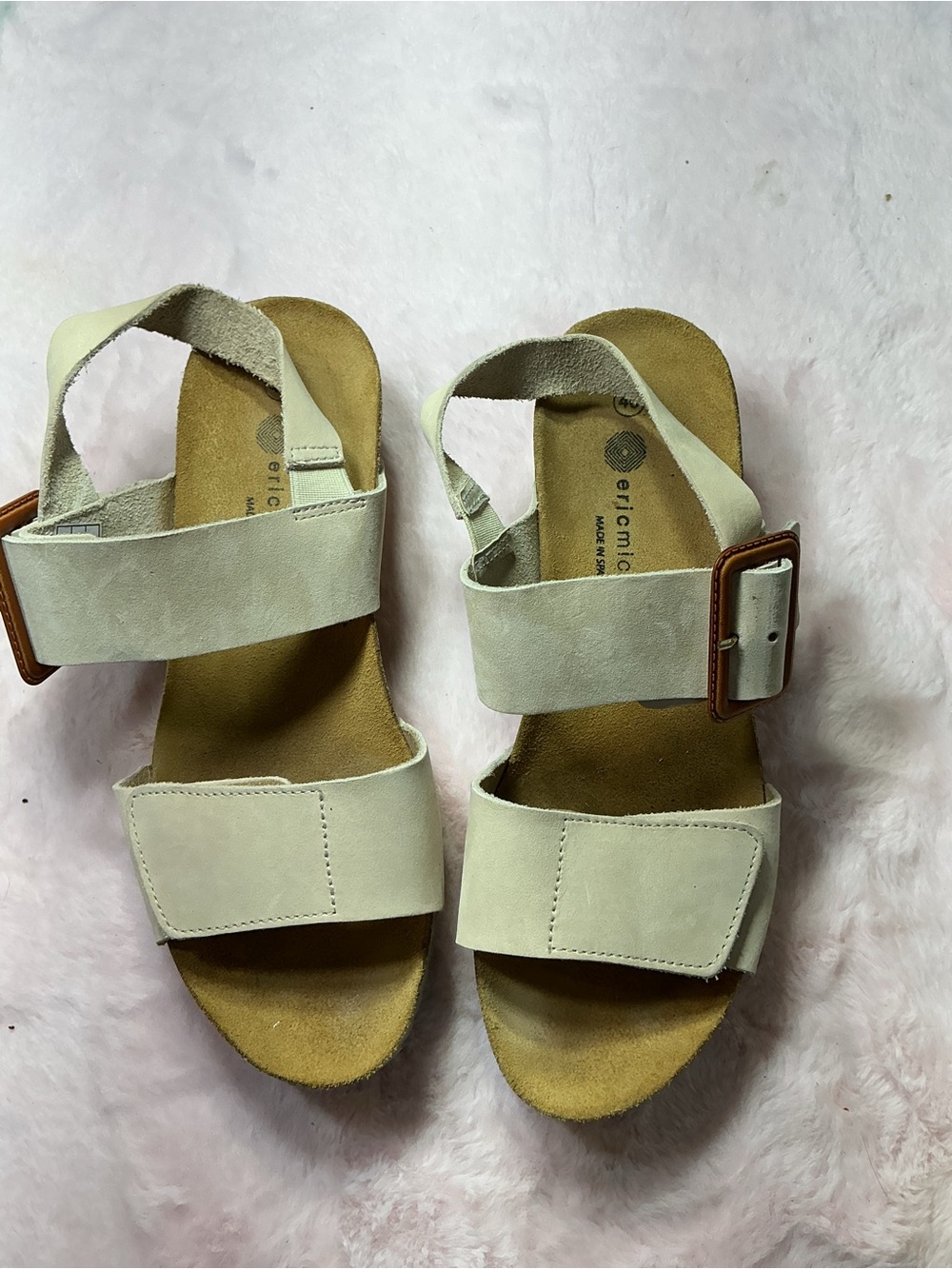 Eric Michael Light Cream Suede Double-Strap Buckle Sandals b116